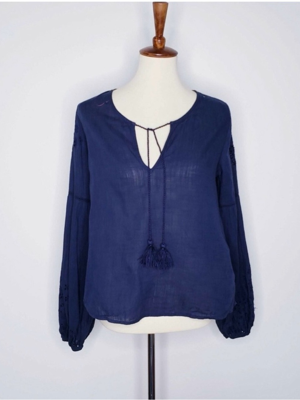 Abercrombie & Fitch Navy Eyelet Peasant Blouse Boho Tassel Top L